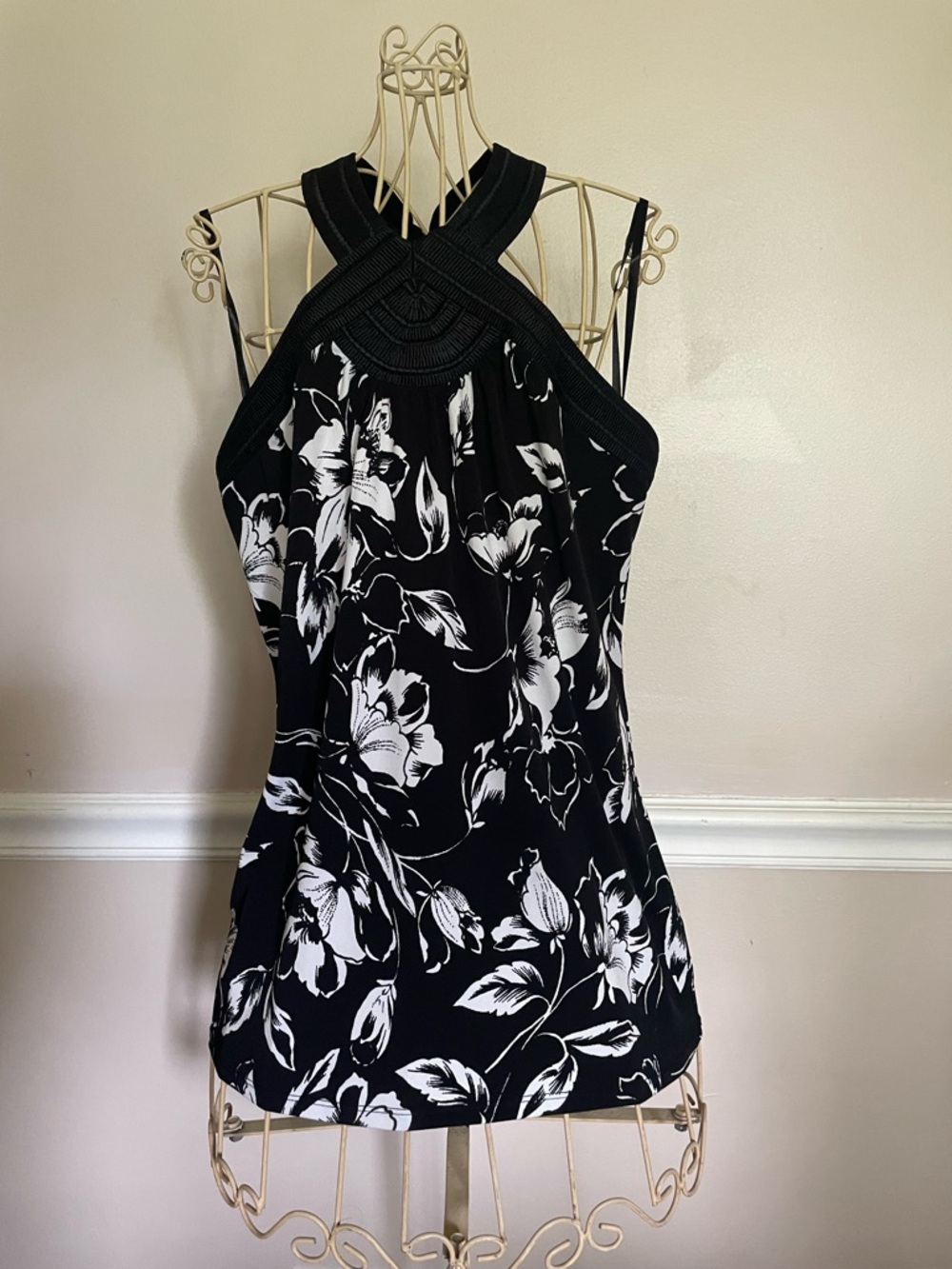EUC White House Black Market Black and White Floral Halter Blouse